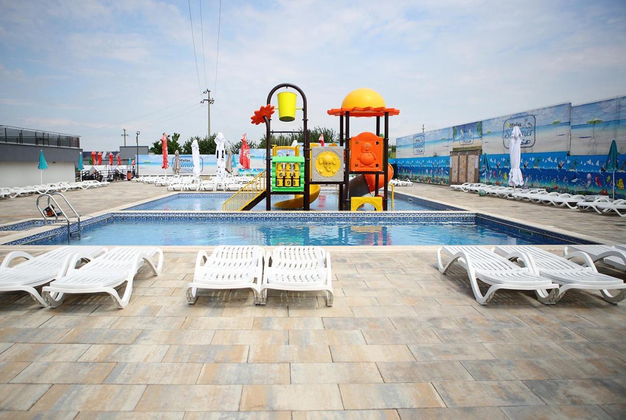 Meliss Events Ξενοδοχείο Κραϊόβα Εξωτερικό φωτογραφία