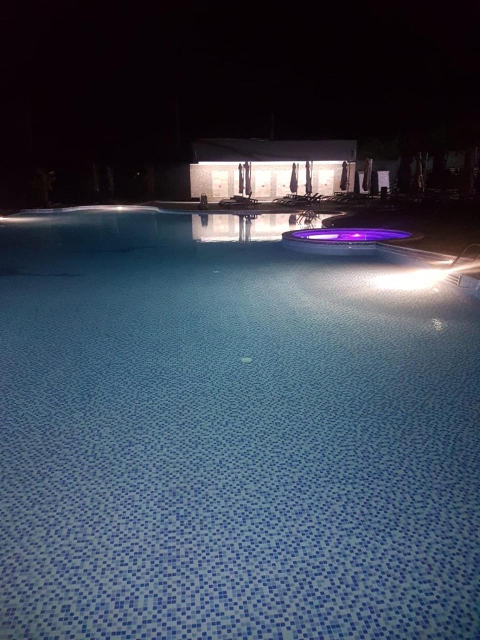 Meliss Events Ξενοδοχείο Κραϊόβα Εξωτερικό φωτογραφία